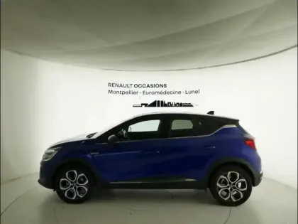 Photo 16 Renault Captur  1.6 E-Tech Plug-in 160ch Intens