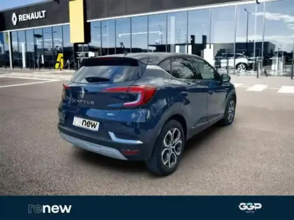 Photo 5 Renault Captur  1.6 E-Tech hybride rechargeable 160ch Techno