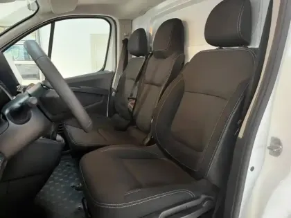 Photo 11 Renault Trafic  Fg L2H1 3T 2.0 Blue dCi 130ch Grand Confort