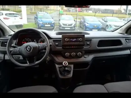 Photo 9 Renault Trafic Gén. III (J82) Ph3 Zen 4