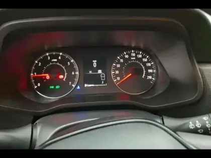 Photo 8 Renault Trafic Gén. III (J82) Ph3 Zen 4