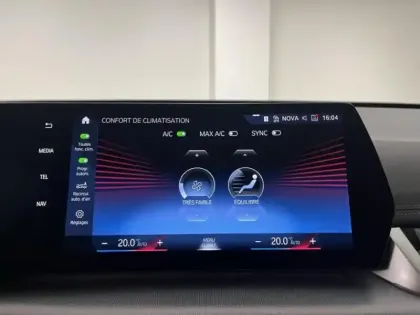 Photo 12 BMW X1  xDrive23i 218ch xLine