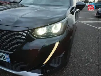 Photo 27 Peugeot 2008  1.2 PureTech 130ch S&S Allure EAT8