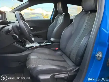 Photo 8 Peugeot 208  e- 136ch GT