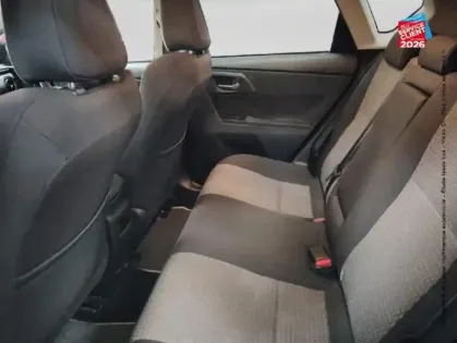 Photo 10 Toyota Auris  HSD 136h Collection