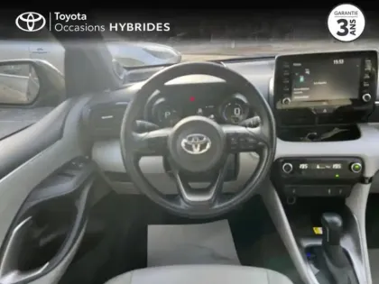 Photo 10 Toyota Yaris  116h Iconic 5p MY22