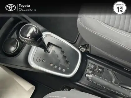 Photo 14 Toyota Yaris  HSD 100h Dynamic 5p