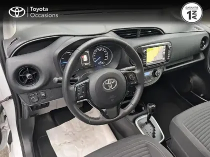 Photo 10 Toyota Yaris  HSD 100h Dynamic 5p