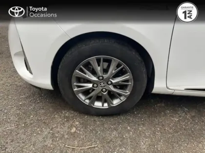 Photo 8 Toyota Yaris  HSD 100h Dynamic 5p