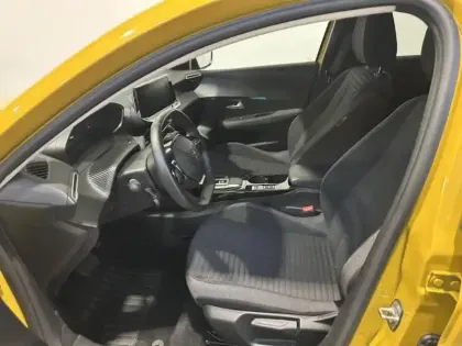 Photo 8 Peugeot 208  e- 136ch Style