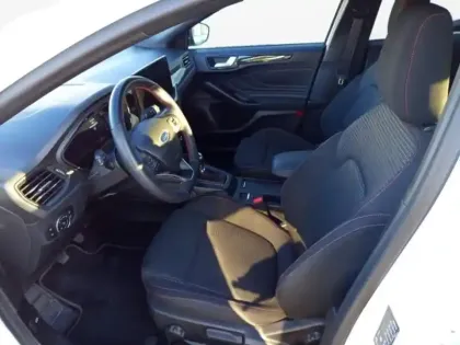 Photo 8 Ford Focus  1.0 Flexifuel mHEV 125ch ST-Line X