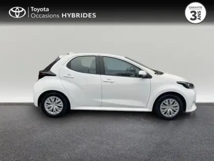 Photo 5 Toyota Yaris  116h Dynamic 5p MC24