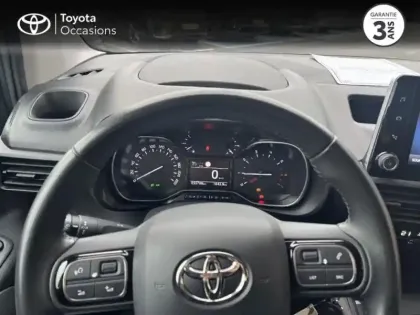 Photo 12 Toyota Proace  CITY Verso Medium 1.5 130 D-4D Design RC21