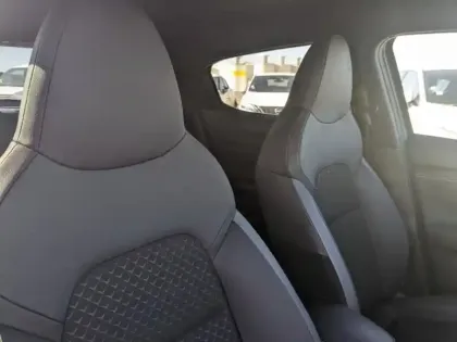 Photo 12 Nissan Juke  1.6 Hybrid 143ch Business+ 2022.5