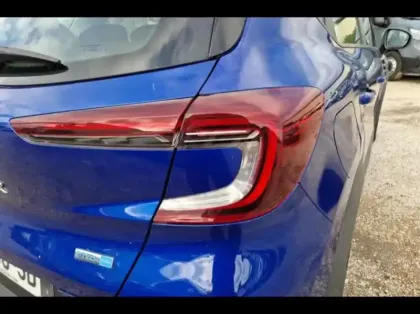 Photo 13 Renault Captur  1.6 E-Tech hybride 145ch Business -21