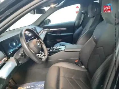 Photo 14 BMW Serie 5 Série 5 550e 489ch M Sport xDrive Sieges chauf/ventil/cuir Volant chauf GPS Camera H/Kardon