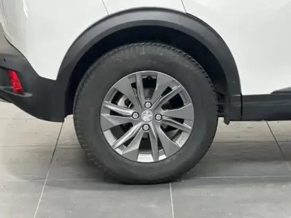 Photo 10 Peugeot 2008  1.2 PureTech 130ch S&S Style EAT8