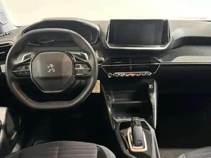 Photo 7 Peugeot 2008  1.2 PureTech 130ch S&S Style EAT8