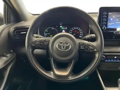 Photo 14 Toyota Yaris  116h Dynamic Business 5p + Programme Beyond Zero Academy MY22