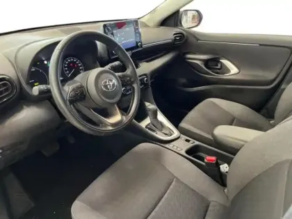 Photo 13 Toyota Yaris  116h Dynamic Business 5p + Programme Beyond Zero Academy MY22