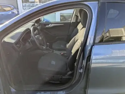 Photo 12 Ford Focus  1.0 Flexifuel mHEV 125ch ST-Line X