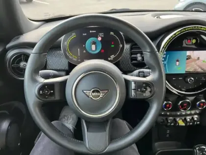 Photo 9 Mini Mini  Cooper SE 184ch  Essential BVA