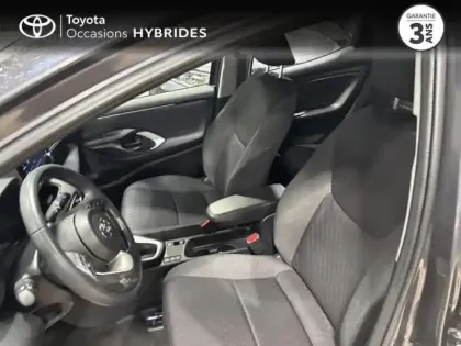 Photo 29 Toyota Yaris  116h Dynamic 5p MY22