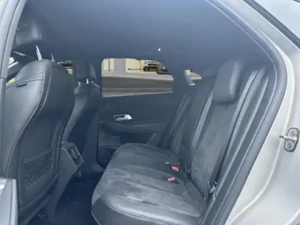 Photo 9 DS DS 7  Crossback E-TENSE 4x4 300ch Performance Line +