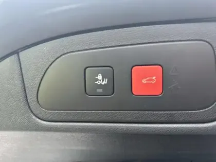 Photo 11 DS DS 7  Crossback E-TENSE 4x4 300ch Performance Line +