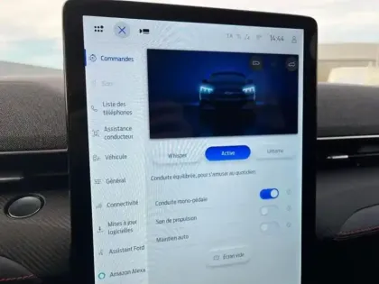 Photo 14 Ford Mustang mach-E  294ch Extended Range 91kWh Premium Propulsion