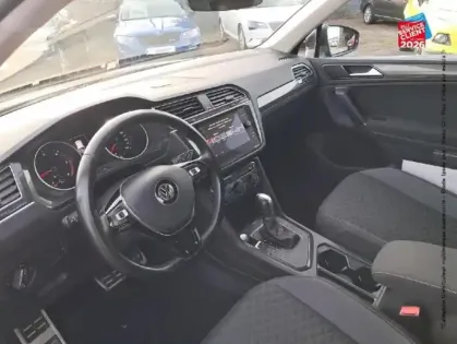 Photo 14 Volkswagen Tiguan  2.0 TDI 150ch Connect DSG7