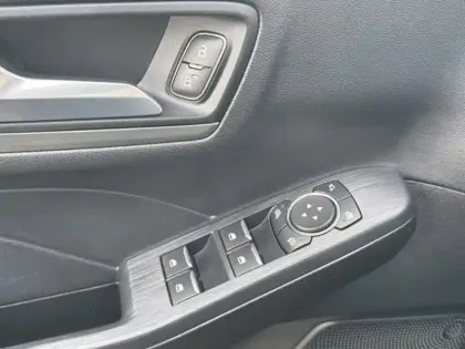 Photo 14 Ford Kuga  2.5 Duratec 190ch FHEV E85 Titanium BVA