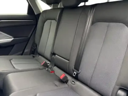 Photo 22 Audi Q3  Sportback 45 TFSI e 245ch Design S tronic 6