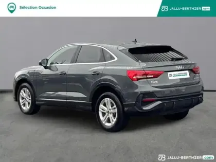 Photo 17 Audi Q3  Sportback 45 TFSI e 245ch Design S tronic 6