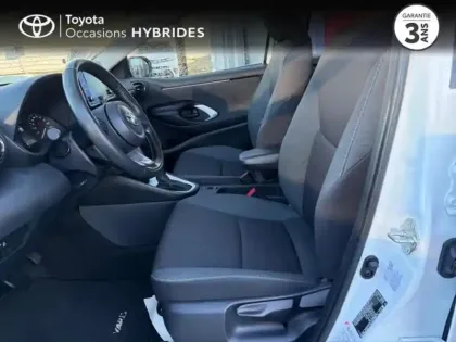 Photo 10 Toyota Yaris  116h Dynamic 5p MC24