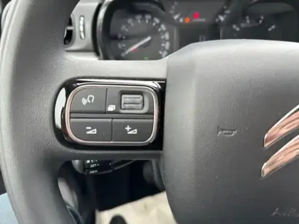 Photo 11 Citroën C3  1.2 PureTech 83ch S&S YOU!