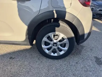 Photo 10 Citroën C3  1.2 PureTech 83ch S&S YOU!