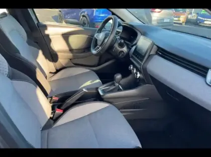 Photo 12 Renault Clio  1.6 E-Tech 145ch full hybrid Evolution - 24