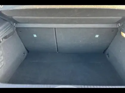 Photo 10 Renault Clio  1.6 E-Tech 145ch full hybrid Evolution - 24