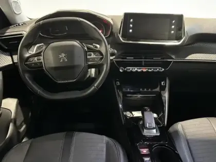 Photo 7 Peugeot 2008  1.2 PureTech 130ch S&S Allure EAT8