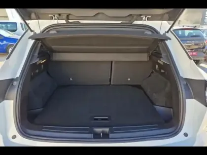 Photo 11 Renault Austral  1.2 E-Tech full hybrid 200ch Techno - 23