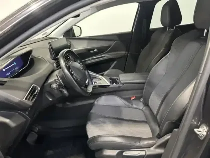 Photo 8 Peugeot 3008  HYBRID 225ch Allure Pack e-EAT8