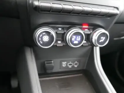 Photo 9 Renault Captur  1.0 TCe 90ch Techno