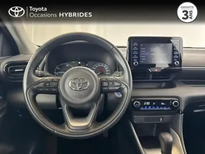 Photo 10 Toyota Yaris  116h Dynamic 5p MY22