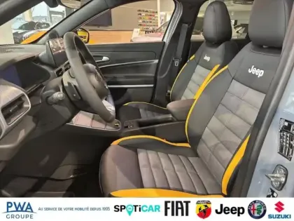 Photo 8 Jeep Avenger  1.2 Turbo T3 145ch MHEV The North Face BVR6 4xe