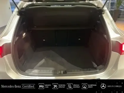 Photo 11 Mercedes GLA  250 e 160+102ch Progressive Line 8G-DCT
