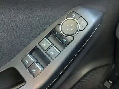 Photo 14 Ford Puma  1.0 EcoBoost 125ch mHEV Titanium Business 6cv