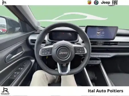 Photo 7 Jeep Avenger  1.2 Turbo T3 100ch Altitude