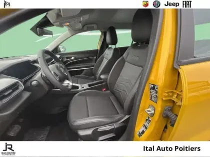 Photo 8 Jeep Avenger  1.2 Turbo T3 100ch Altitude