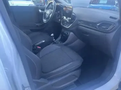 Photo 11 Ford Puma  1.0 Flexifuel 125ch S&S mHEV Titanium Design 3